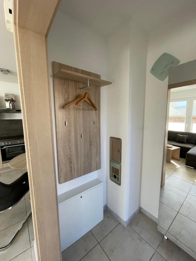 Villa Sara Wohnung Buskam Mit Terrasse Goehren  Esterno foto